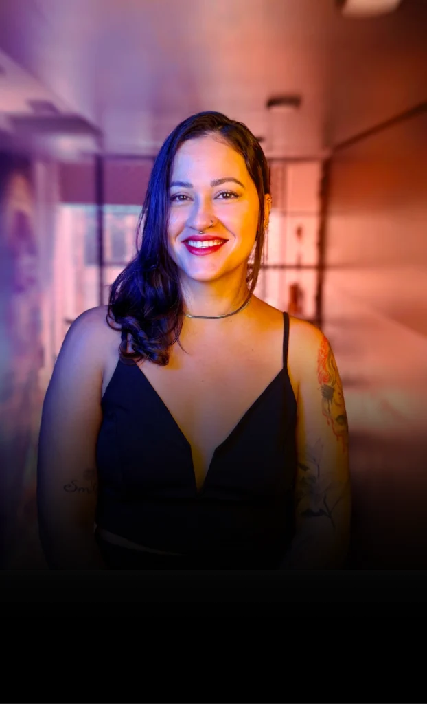 Samille Justo, tatuadora afiliada da Real Traço